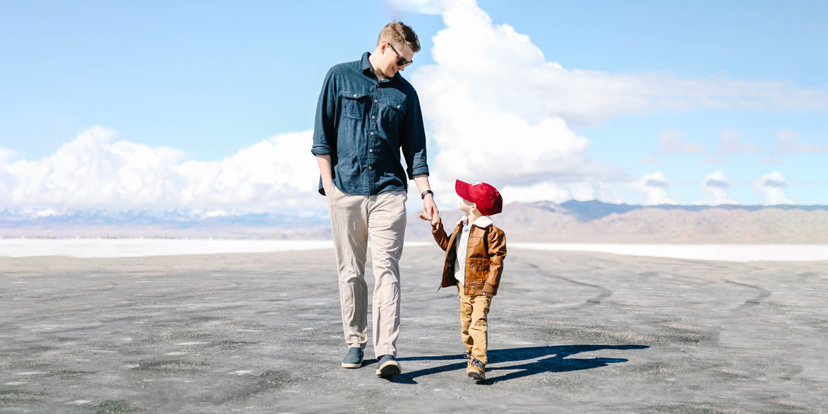 Father's Day Gift Guide & 10 Reasons Why We Love Dads!