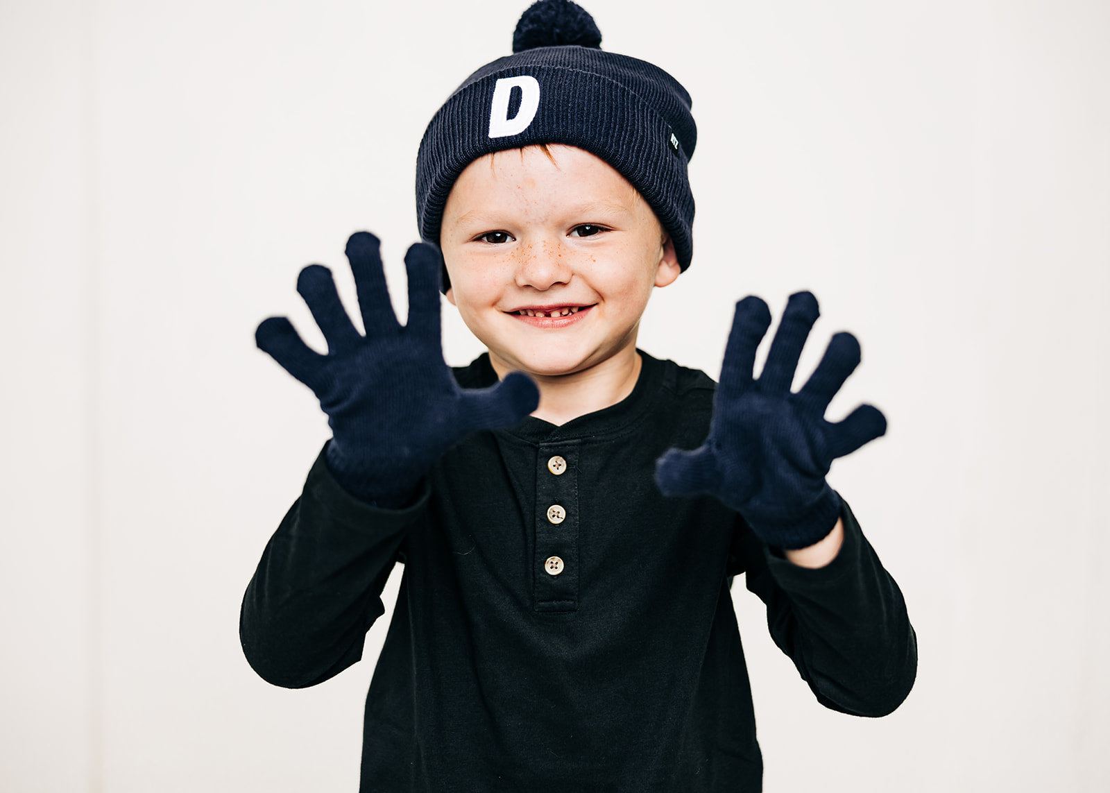 Navy Gloves