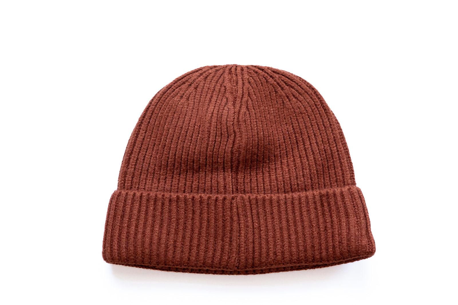Rust Beanie Rey to Z