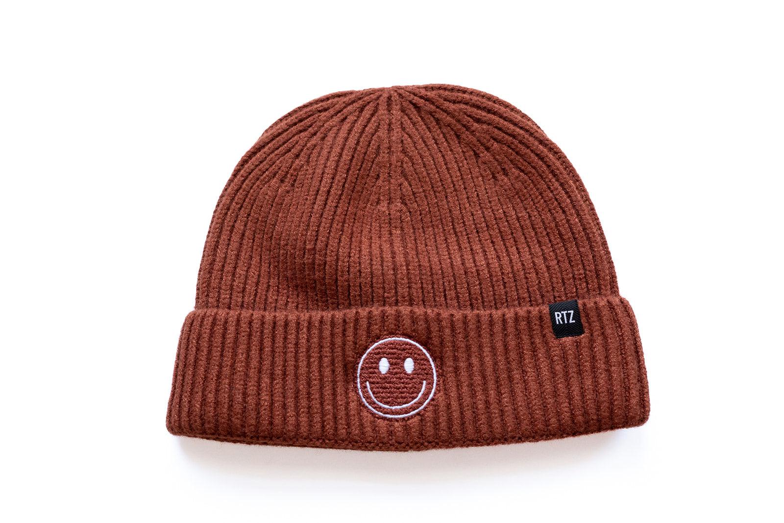 Rust Smiley Beanie Rey to Z